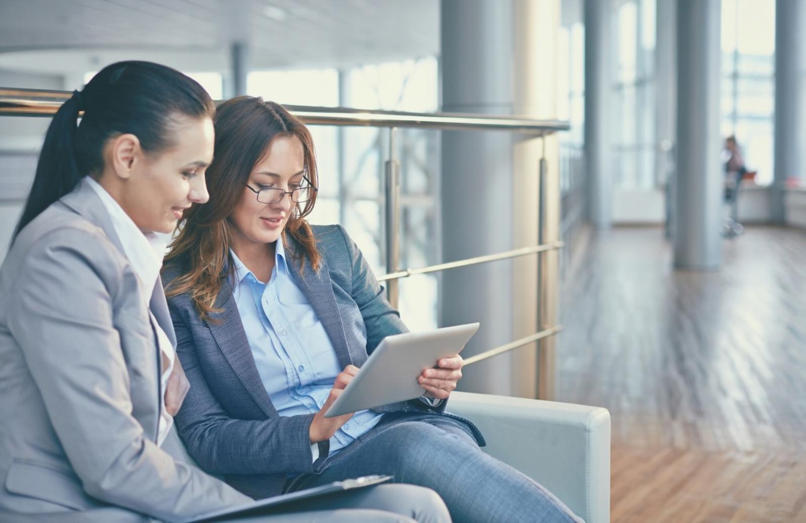 Network of insurance professionals collaborating